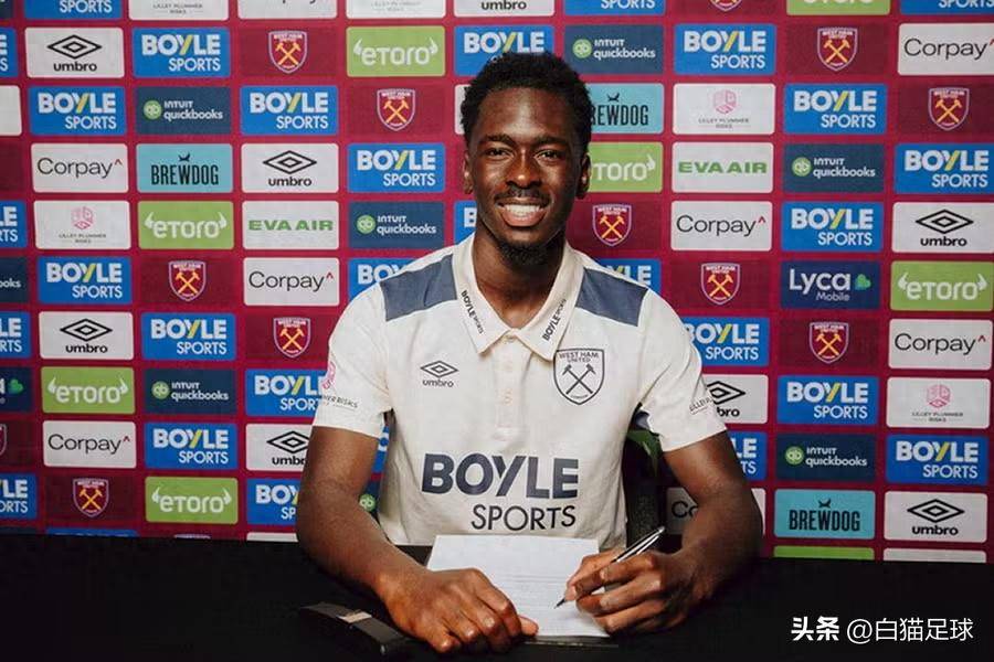 九游官网-转折点！西汉姆复出首秀，欧冠集结日攻防权衡，赛场秩序良好，更衣室氛围转暖的简单介绍-九游官网