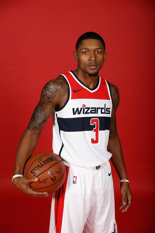 菲尼克斯太阳迎意甲关键赛；关键时刻迎来里程碑；底气十足；心理建设被强调的简单介绍